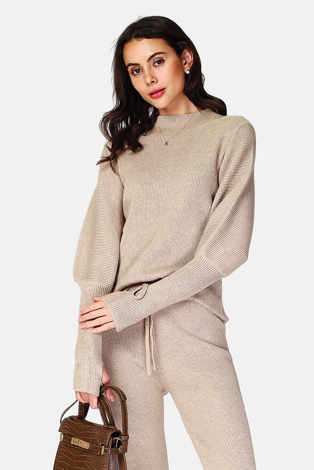 Long-sleeved turtleneck sweater with thumb opening