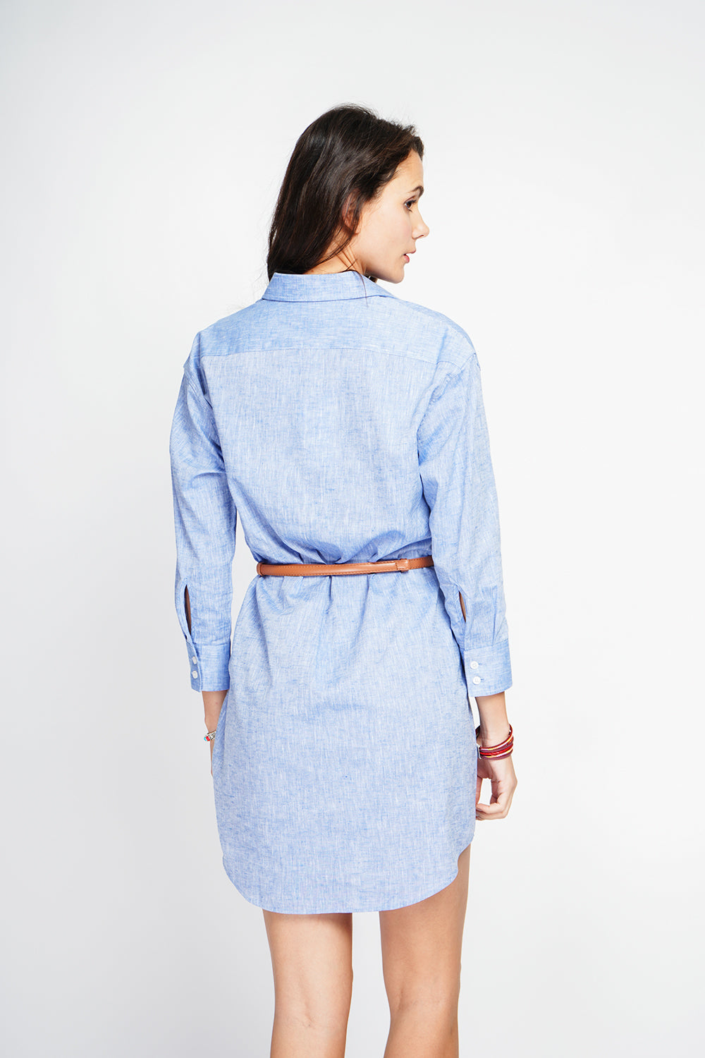 Classic collar shirt dress with wide cut – Blue Jeans – Assuili