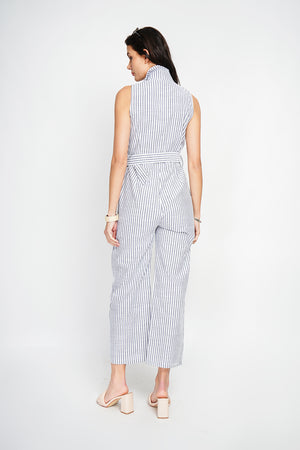 Striped jumpsuit with vintage buckle belt and side pocket