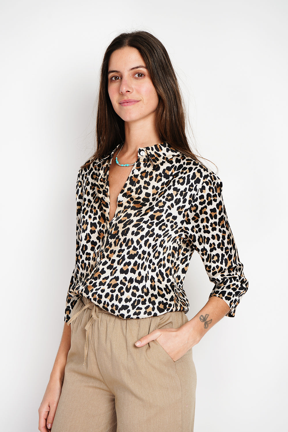 Button-front shirt with 3/4 sleeves