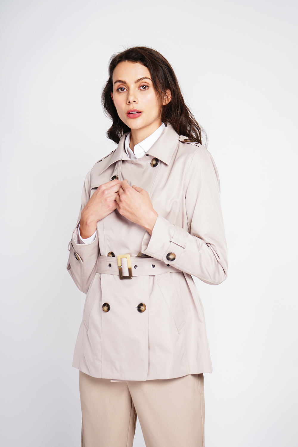 Mid-length trench coat with belt and long sleeves