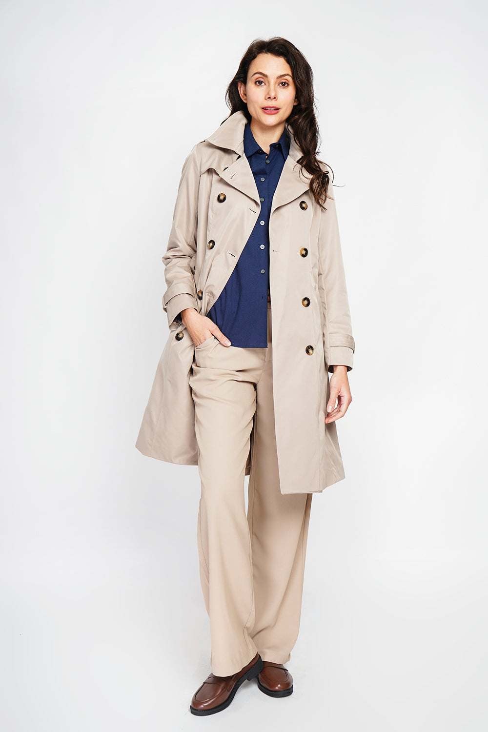 Long trench coat with belt and long sleeves – Camel – Assuili