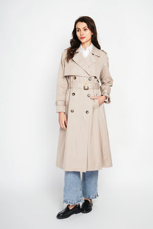 Long V-neck trench coat with long sleeves and tie belt