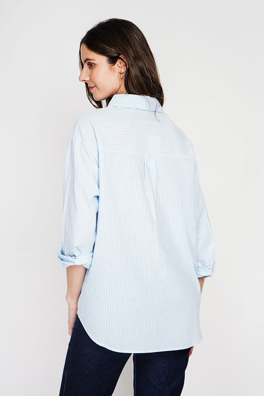 Chemise oversize poche poitrine manches longues – Bleu ciel – Assuili