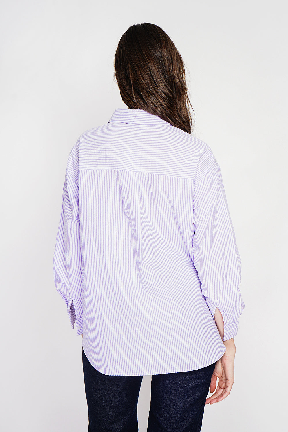 Oversized fit shirt with long sleeves and chest pocket – Purple – Assuili