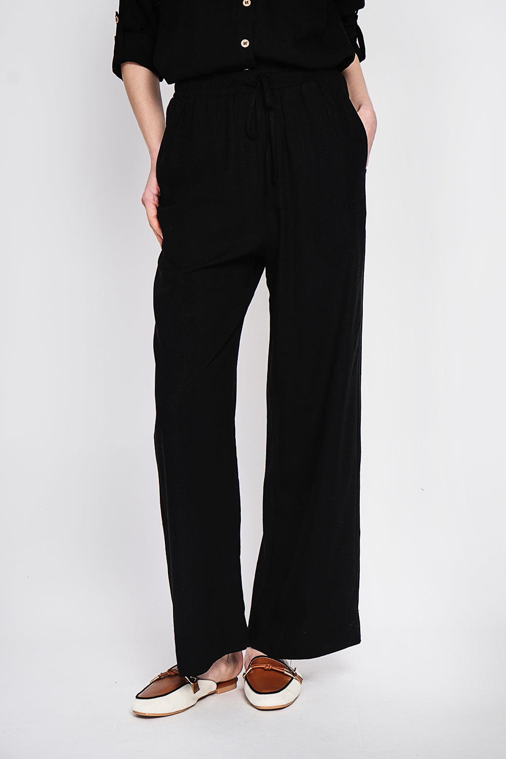 Pantalon large taille élastiquée poches arrière – Noir – Assuili