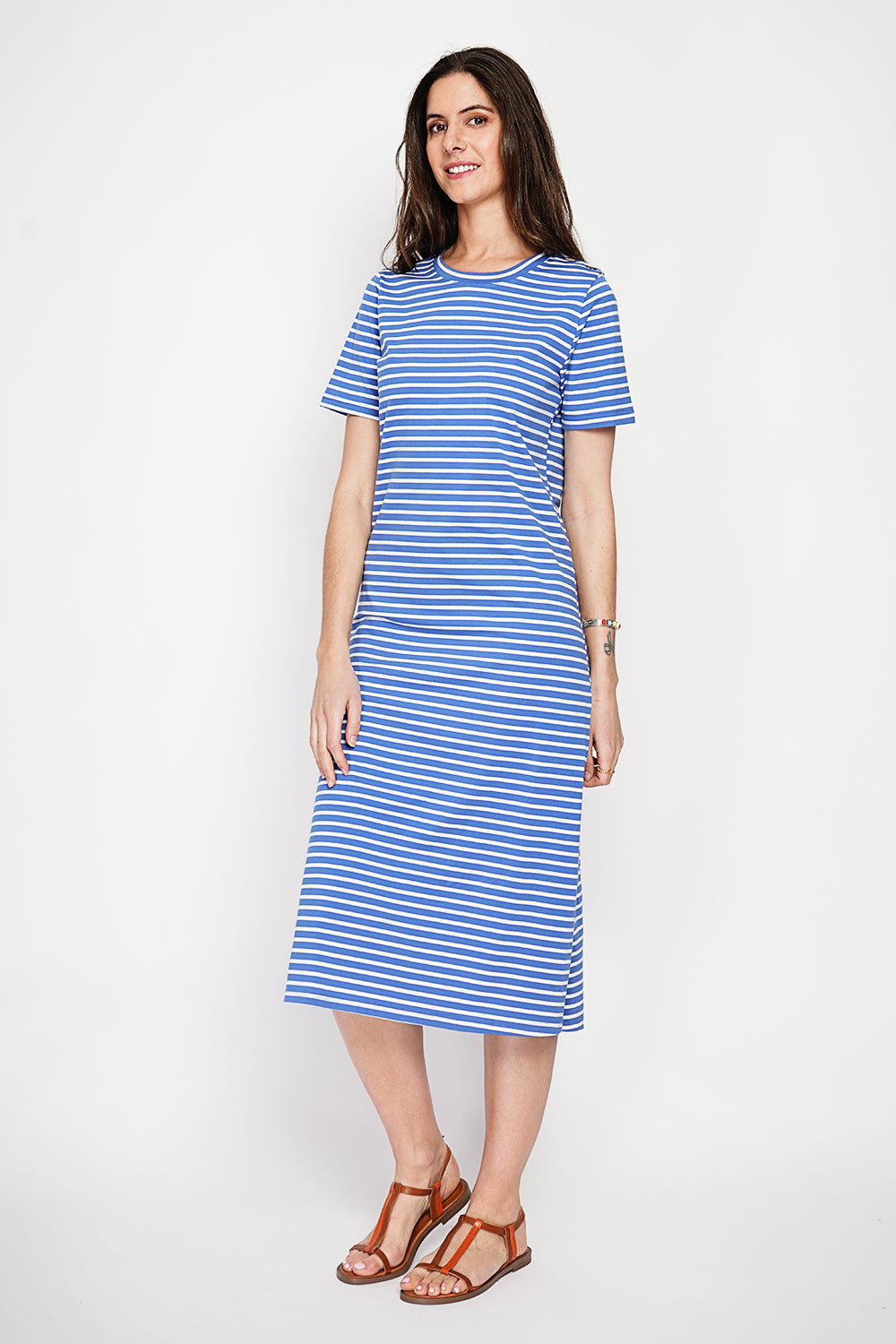 Robe longue rayée col rond manches courtes – Bleu roi – Assuili