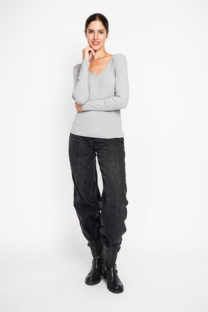 Under Sweater V-neck lined with thermal long sleeves