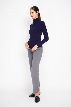 Under Turtleneck Sweater with Thermal Fur and Long Sleeves