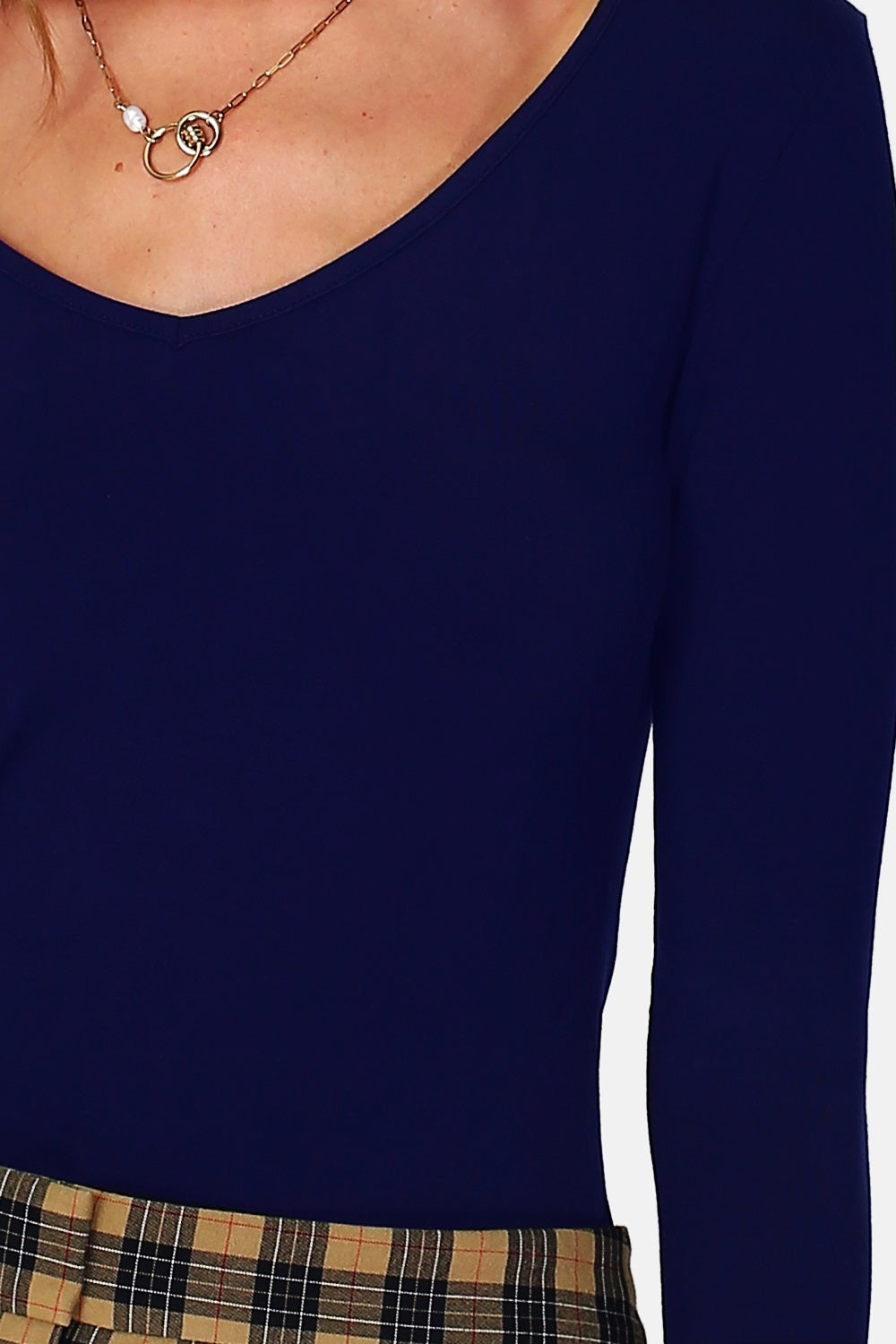 Sous-pull col V manches longues – Bleu nuit – Assuili