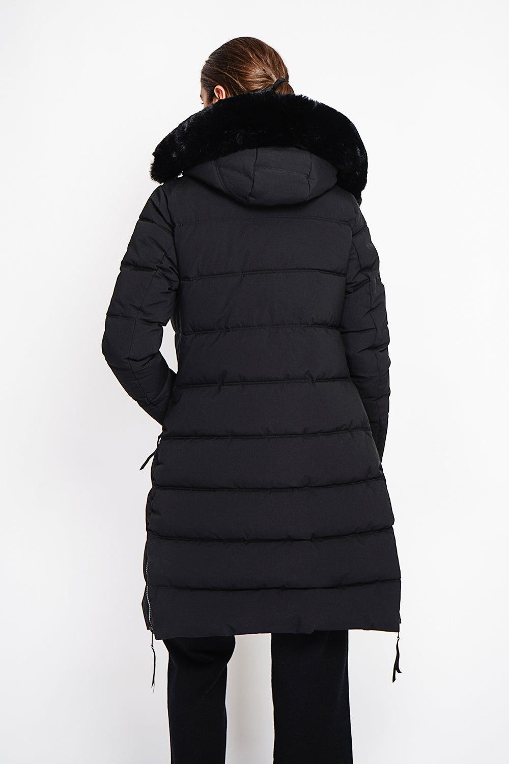 Long down jacket with thermal insulation up to -20°C