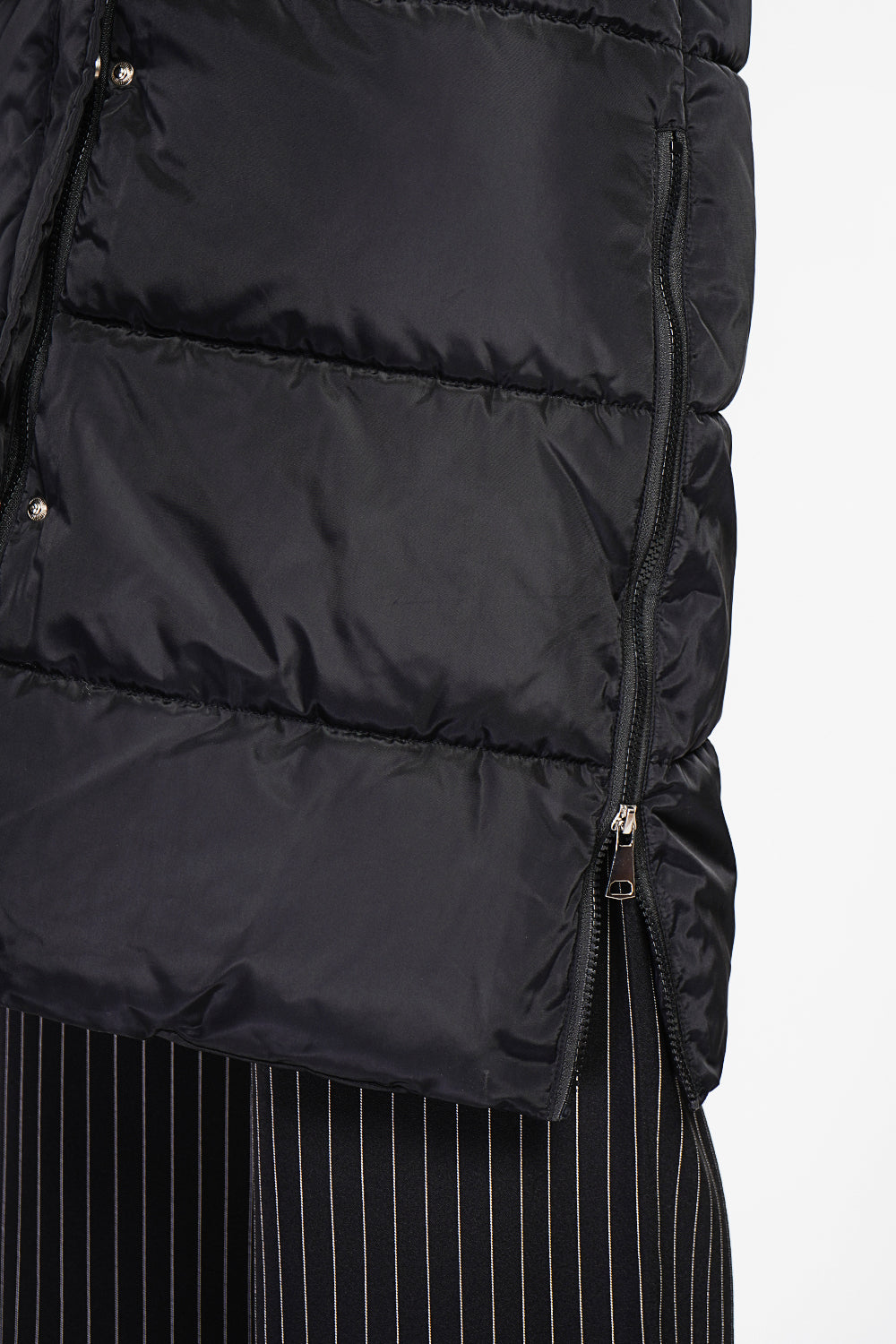 Long down jacket with thermal insulation up to -20°C
