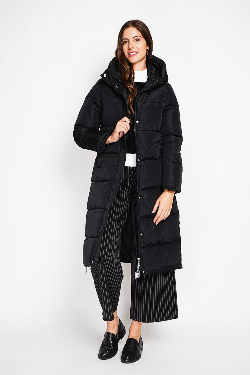 Doudoune longue à capuche zips latéraux – Noir – Assuili