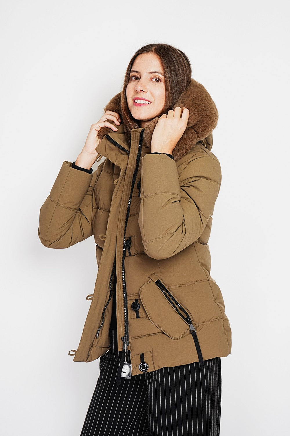 Short down jacket with thermal insulation up to -20°C