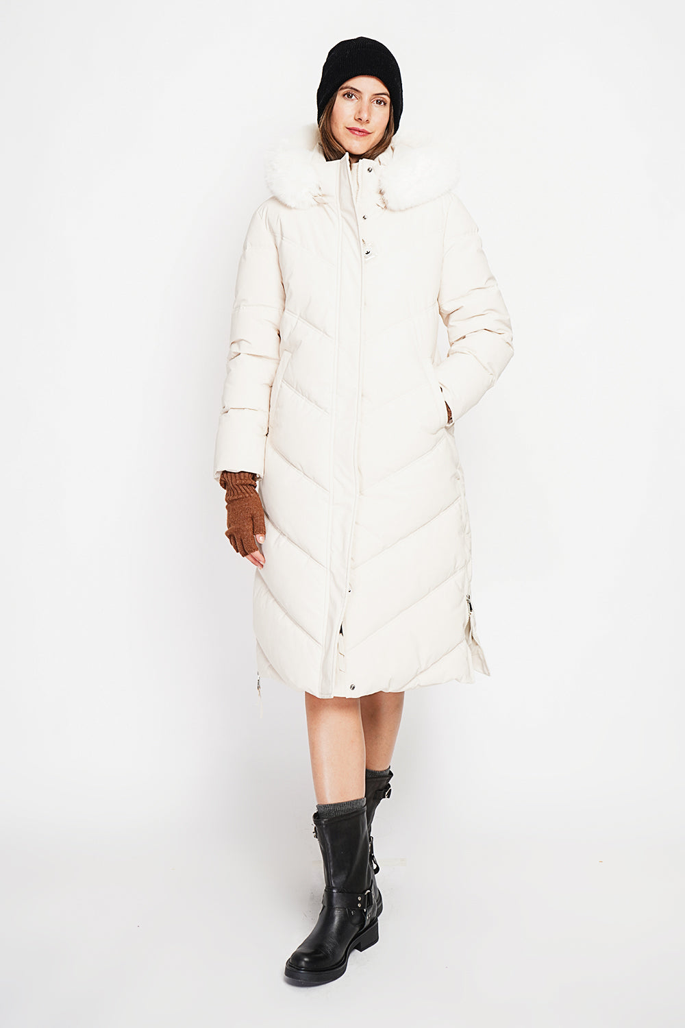 Doudoune longue capuche fourrure amovible – Crème – Assuili