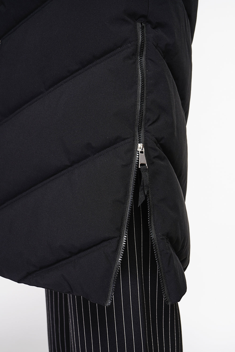 Doudoune longue capuche fourrure amovible – Noir – Assuili