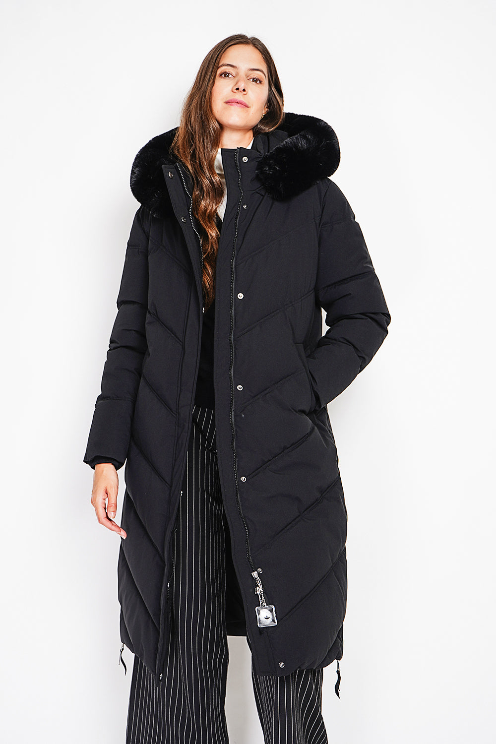 Doudoune longue capuche fourrure amovible – Noir – Assuili