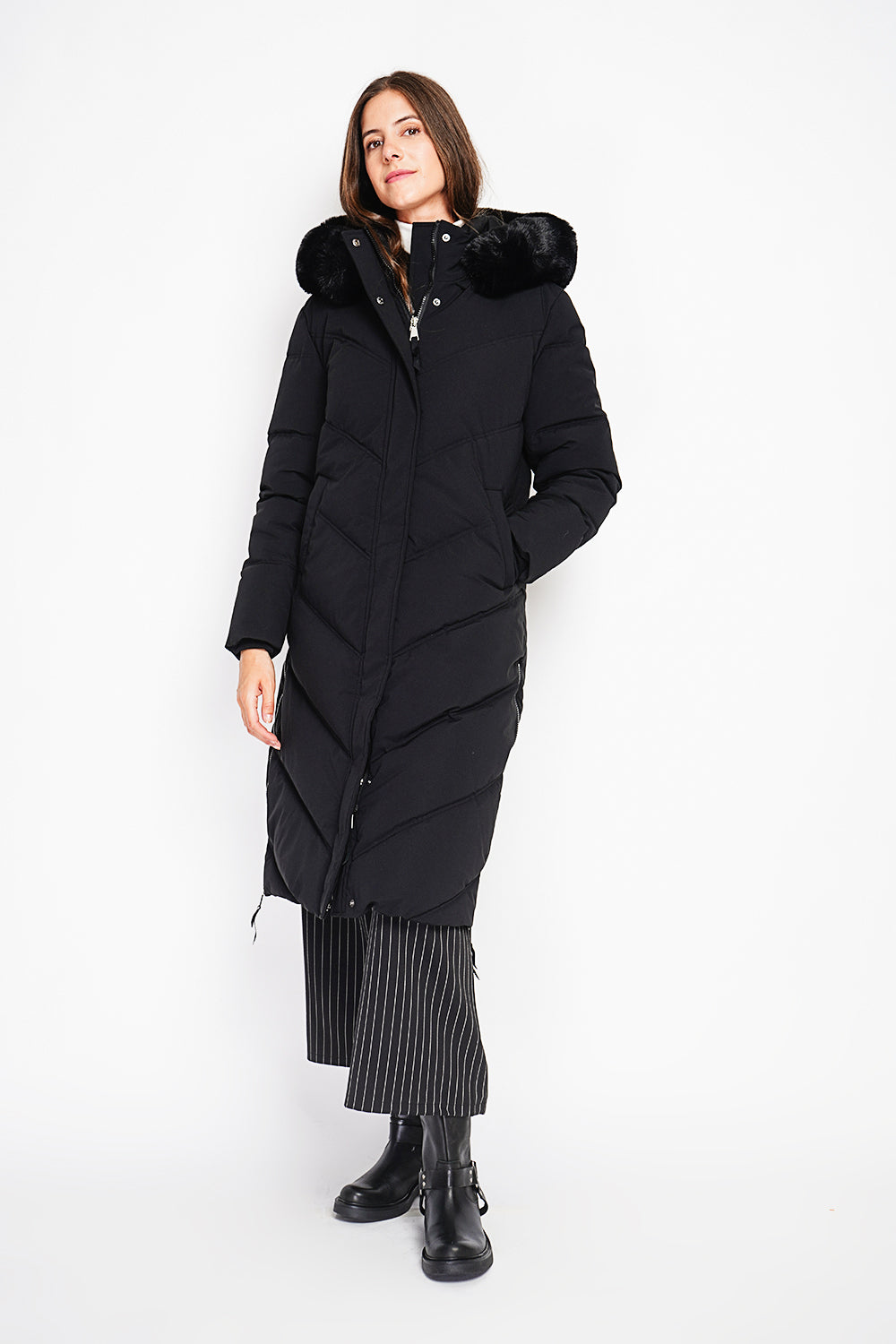 Doudoune longue capuche fourrure amovible – Noir – Assuili