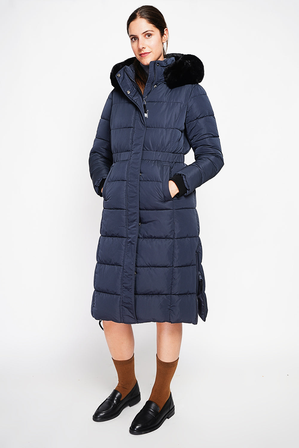 Doudoune longue capuche fourrure amovible – Bleu nuit – Assuili