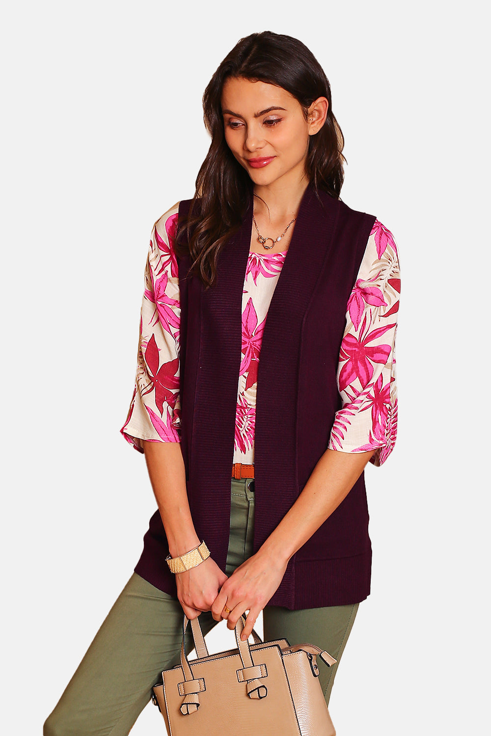 Long shawl collar cardigan with front pockets without sleeves