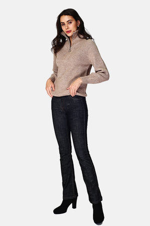 Zipped ribbed sweater with long sleeves