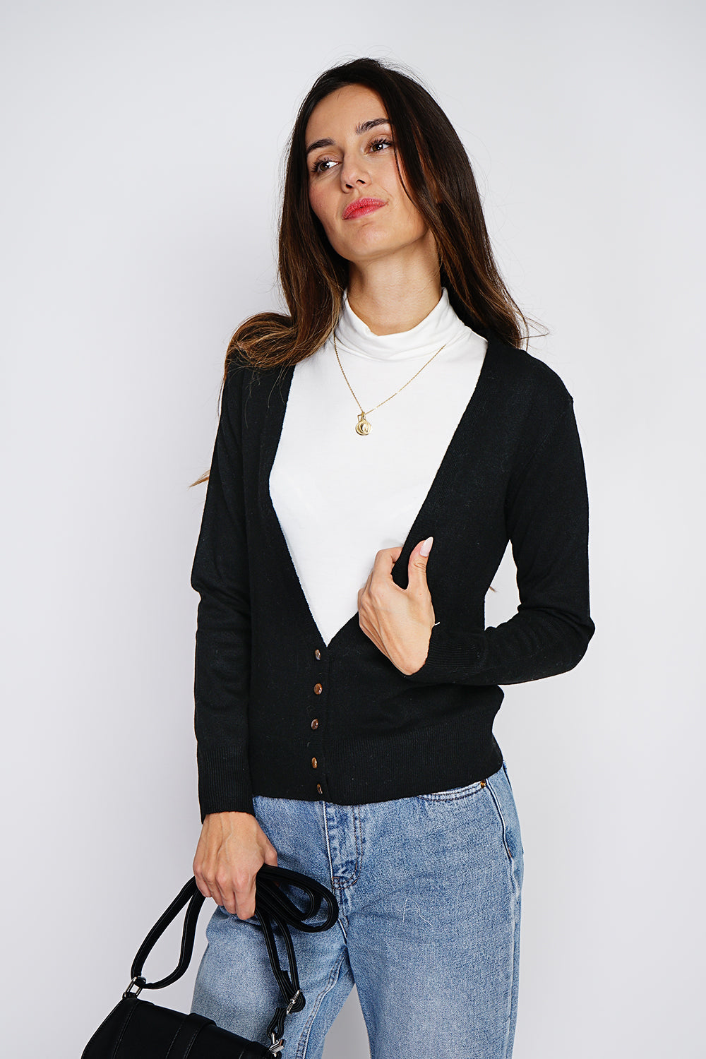 Elegant regular-fit plain buttoned cardigan