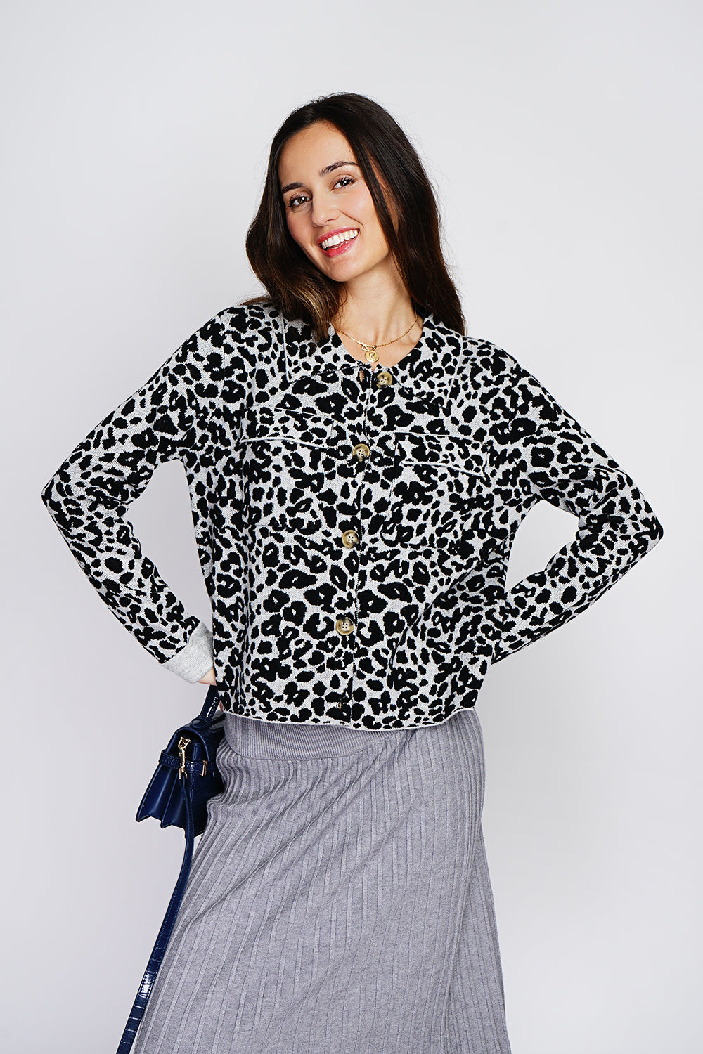 Fancy buttoned vest, Leopard knitting, long-sleeved flap pockets