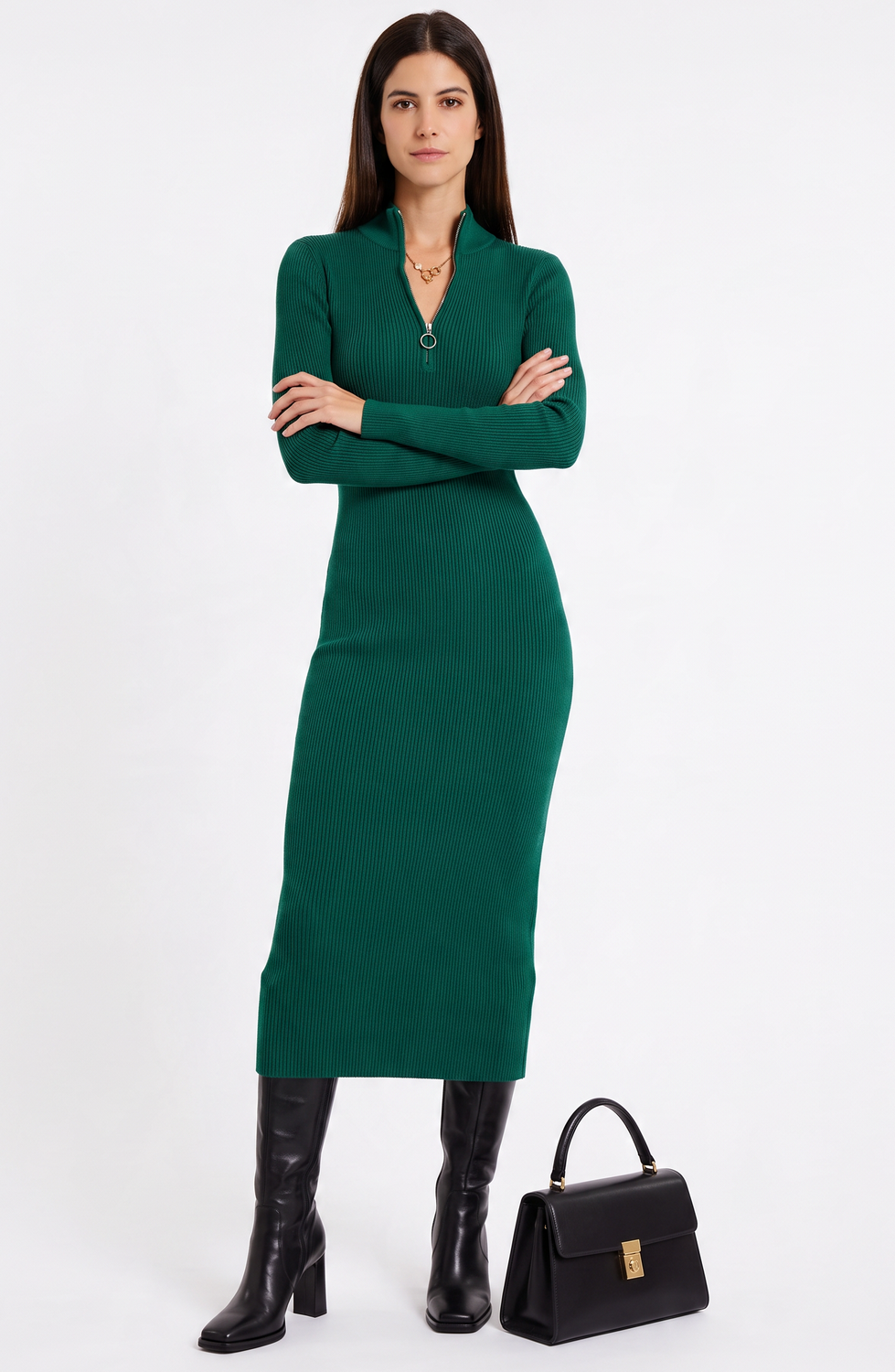 High collar dress closed with a zip with long sleeves