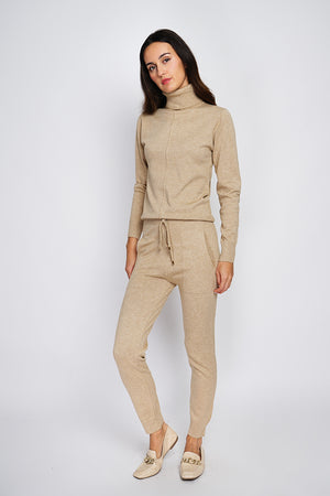 Turtleneck sweater and drawstring pants set, 3-ply front pockets