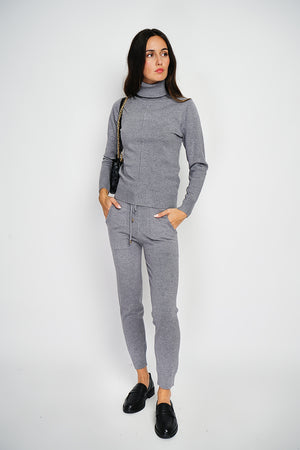 Turtleneck sweater and drawstring pants set, 3-ply front pockets