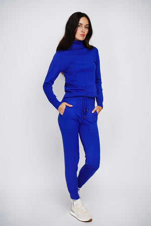 Turtleneck sweater and drawstring pants set, 3-ply front pockets