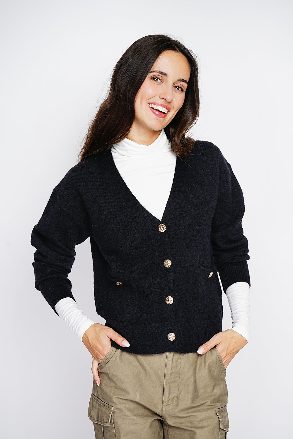 Fancy buttoned ribbed cardigan with large collar