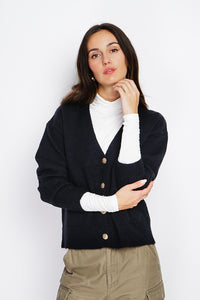 Fancy buttoned ribbed cardigan with large collar