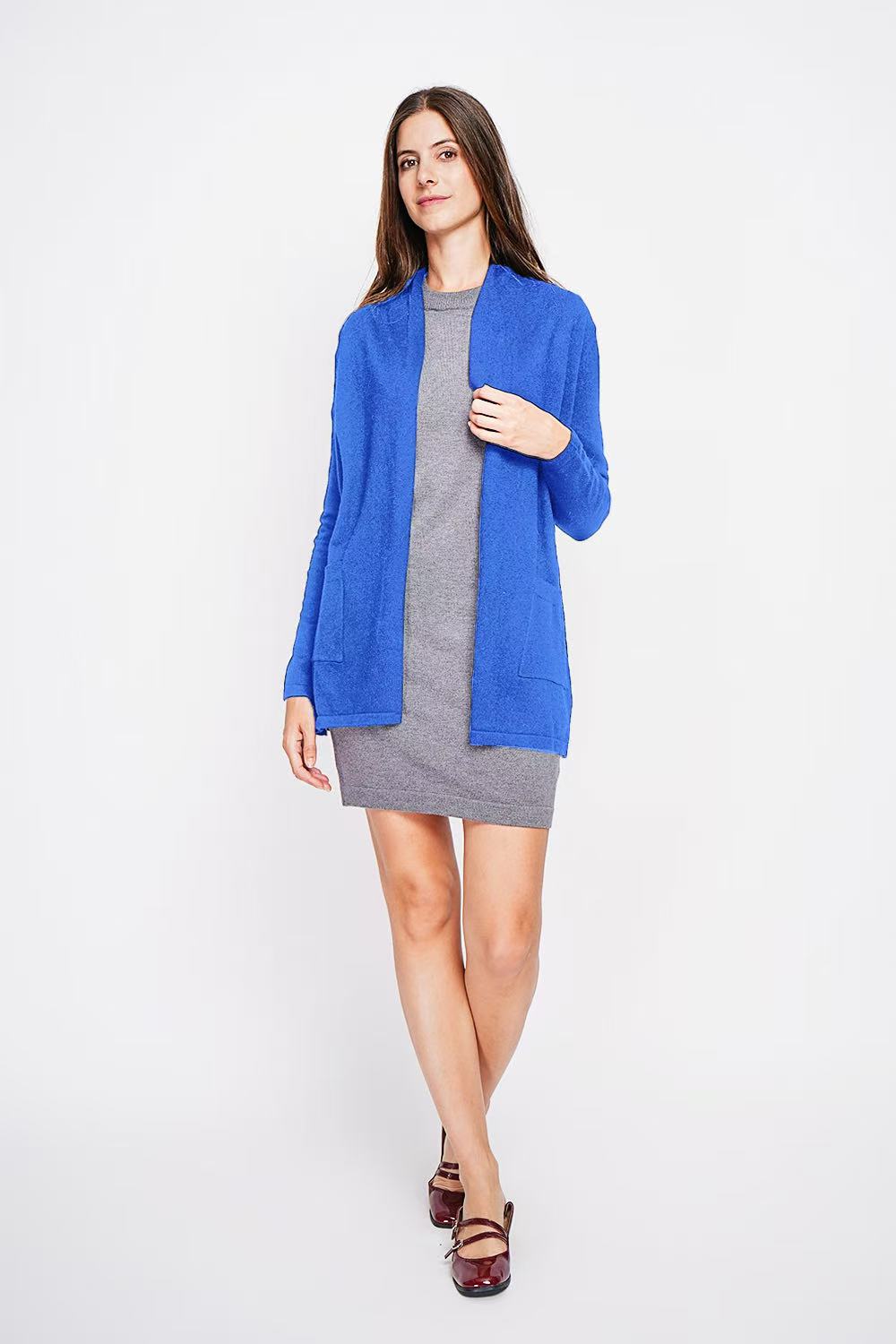 Long shawl collar cardigan with front pockets and long sleeves