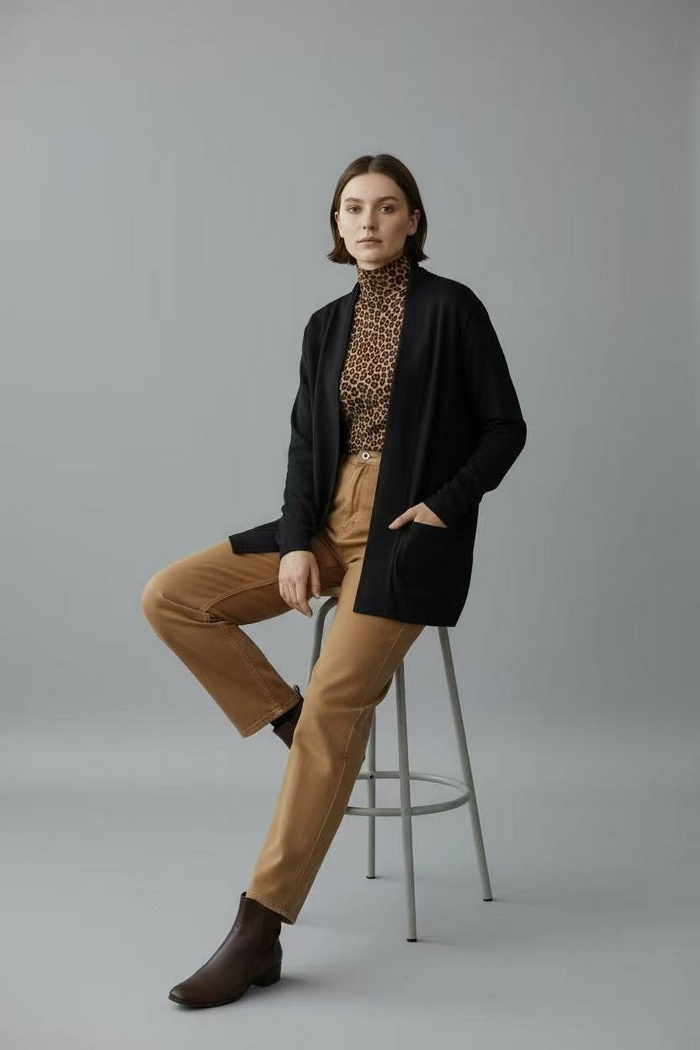 Long shawl collar cardigan with front pockets and long sleeves