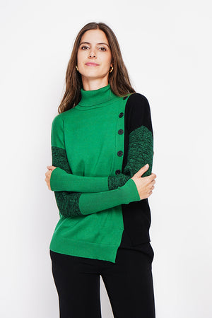 Two-tone high neck sweater with long sleeves