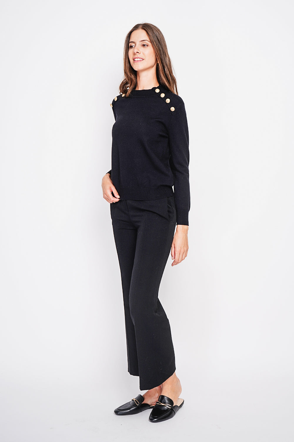 Pull col rond boutons fantaisie manches raglan – Noir – Assuili