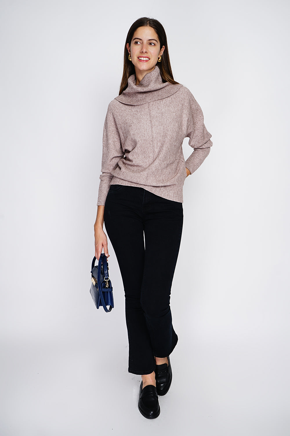 Nervous ball neck sweater with batwing sleeves