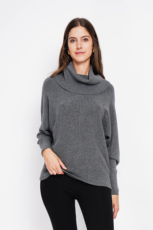 Nervous ball neck sweater with batwing sleeves