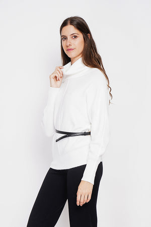 Nervous ball neck sweater with batwing sleeves