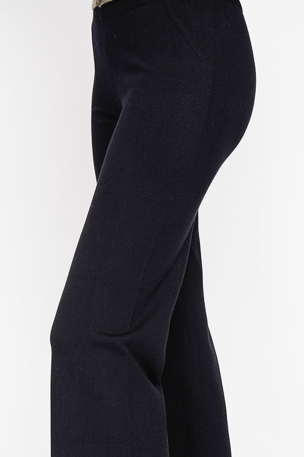 Pantalon taille haute jambes larges – Noir – Assuili