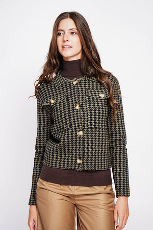 Houndstooth vest with fancy buttoning, flap pockets with long sleeves