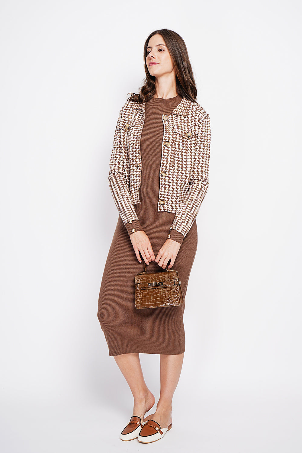 Houndstooth vest with fancy buttoning, flap pockets with long sleeves