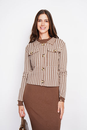 Houndstooth vest with fancy buttoning, flap pockets with long sleeves