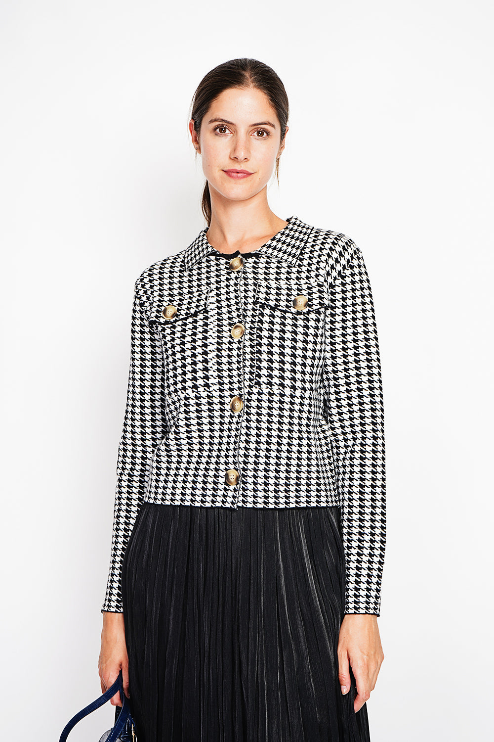 Houndstooth vest with fancy buttoning, flap pockets with long sleeves