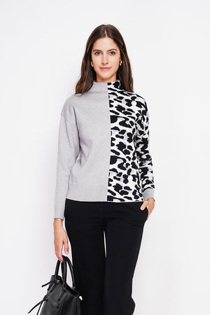 Leopard turtleneck sweater Oversized fit with long sleeves