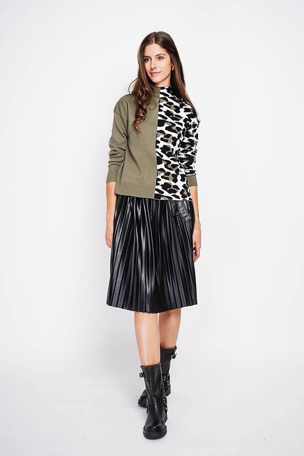 Leopard turtleneck sweater Oversized fit with long sleeves