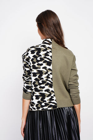 Leopard turtleneck sweater Oversized fit with long sleeves