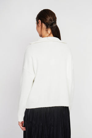 Oversized Cable Zip Trucker Sweater with Long Sleeves