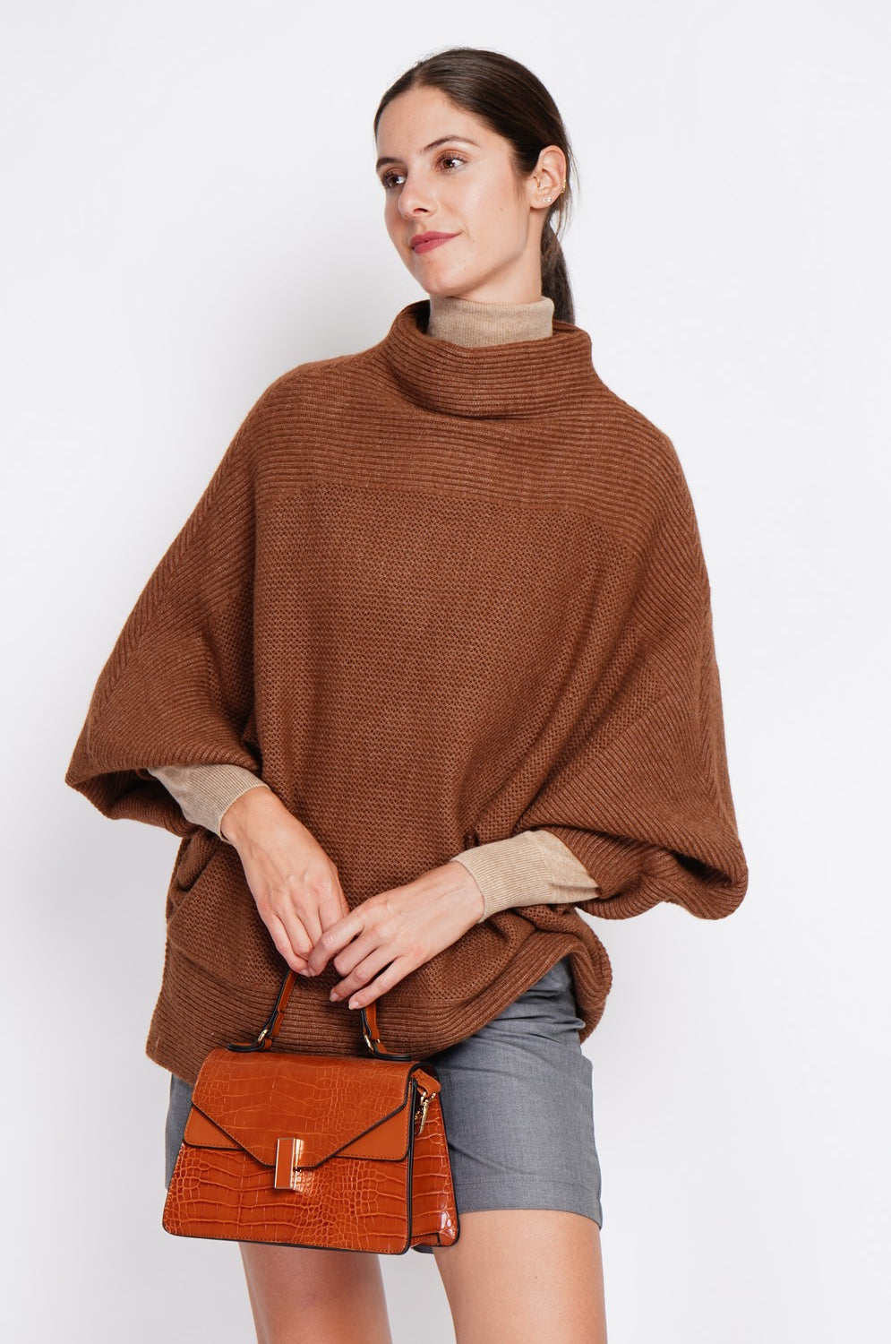 Long sleeve fancy knit turtleneck poncho sweater – Brown – Assuili